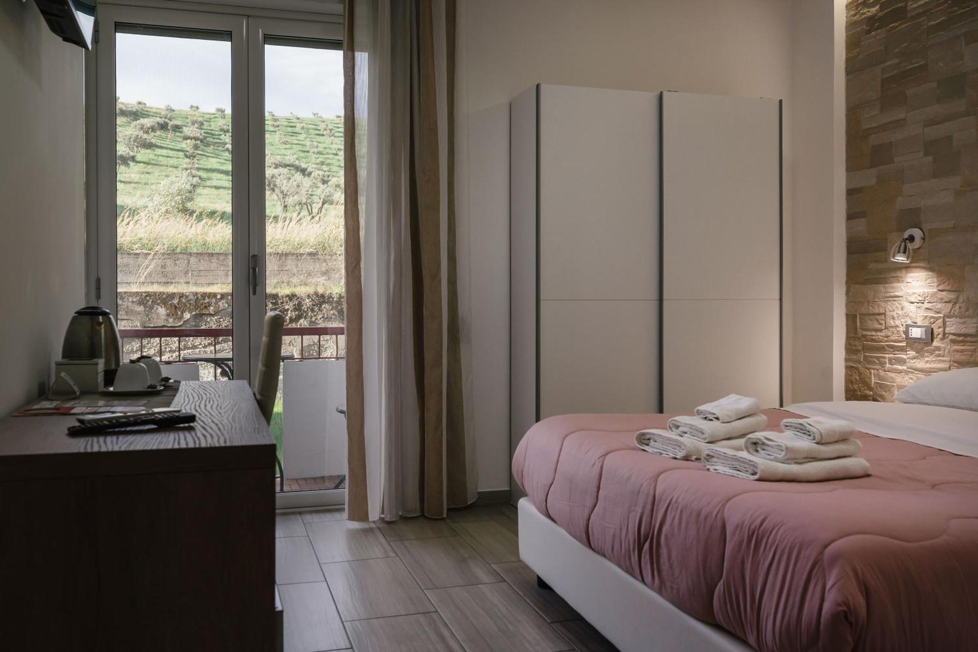 Zaro Suites B&B Καταντζάρο Εξωτερικό φωτογραφία